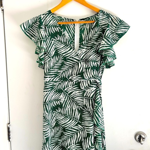 Green Leaf Print Women's Dress - Picture 1 of 6